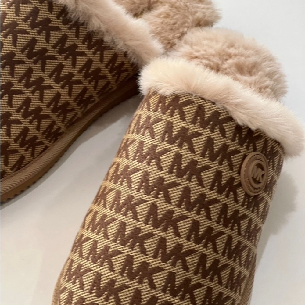 Michael Kors Tan and Cream Patterned Slippers